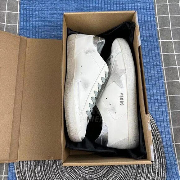 Golden Goose Super-Star Sneaker - Picture 1 of 7